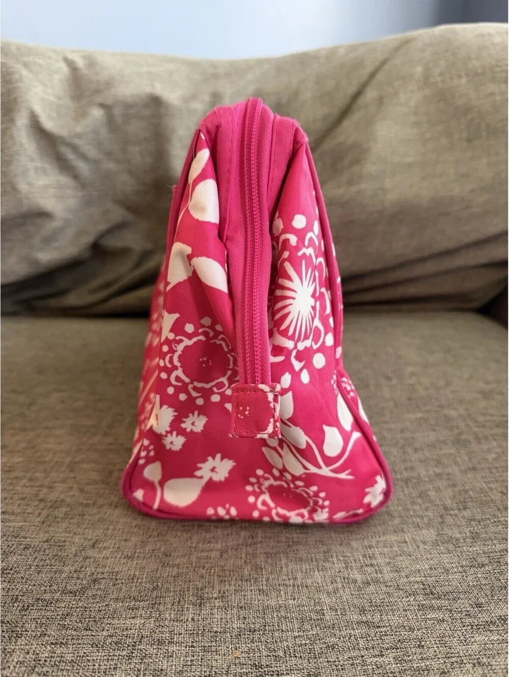 Thirty One Large Cosmetic Bag In Pink Parisian Pop Lined Zip Close